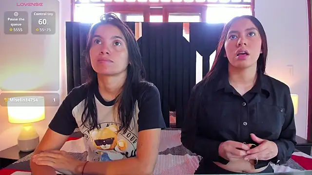 Sofy and Mia online show from 11.08.25