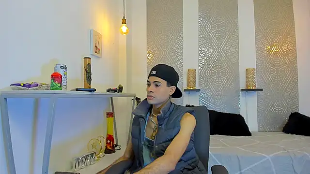 JacobBlackwell  online show from 11.10.25