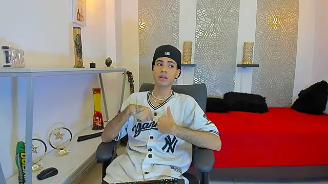 JacobBlackwell  online show from 11.13.25