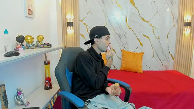 JacobBlackwell  online show from 01.13.26