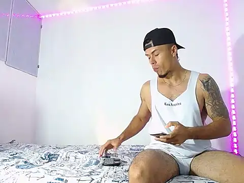 Snapshot of Rurik_Jones chatting on 02.13.26 Rurik Jones online show from 02.13.26