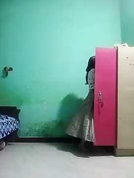 Hornyme18 online show from 10.23.25