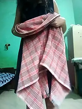 Hornyme18 online show from 10.29.25