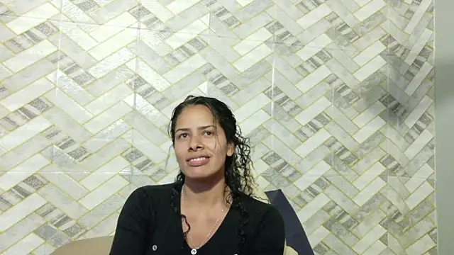 Snapshot of nairobi8 chatting on 10.14.25 nairobi8 online show from 10.14.25