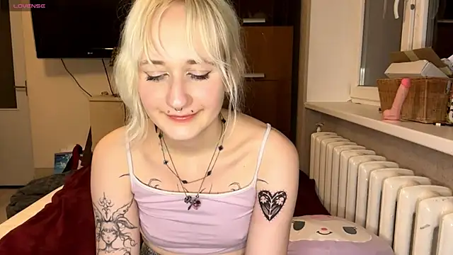 Ulemonala Cute online show from 11.19.25