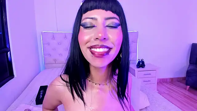 Snapshot of Nina_fox_0691 chatting on 05.16.26 Nina fox 0691 online show from 05.16.26