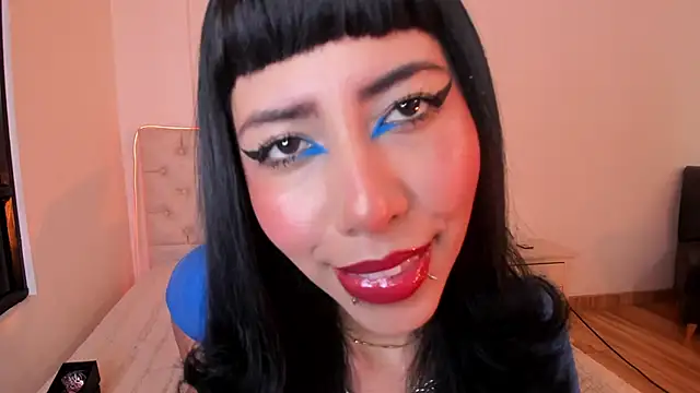 Snapshot of Nina_fox_0691 chatting on 05.30.26 Nina fox 0691 online show from 05.30.26