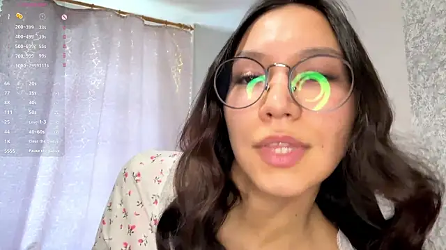 CherryDreamers online show from 10.11.25