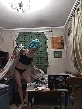 Snapshot of Lady_Elsa_Snow chatting on 11.28.25 Lady Elsa Snow online show from 11.28.25