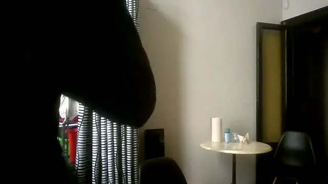 Snapshot of SuperValentina chatting on 03.21.26 SuperValentina online show from 03.21.26