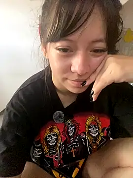 Damara Rolands- online show from 10.23.25