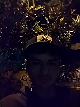 Snapshot of perrongo21 chatting on 10.28.25 perrongo21 online show from 10.28.25