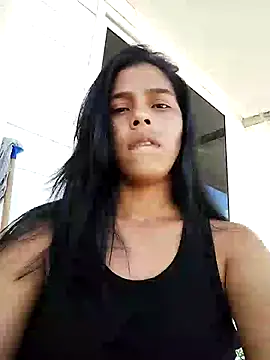 Snapshot of Emily_playboy1 chatting on 10.19.25 Emily playboy1 online show from 10.19.25