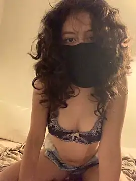 alicacua online show from 10.11.25