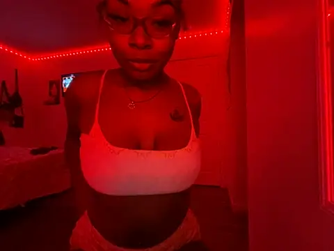 twerkaholic120 online show from 10.15.25