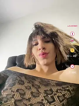 SiaraRealist online show from 06.07.26