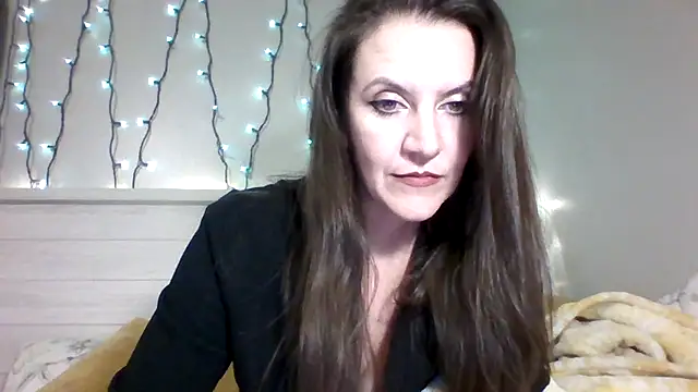 easy briezy online show from 10.30.25