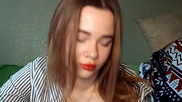 QuiveredFrown online show from 10.11.25