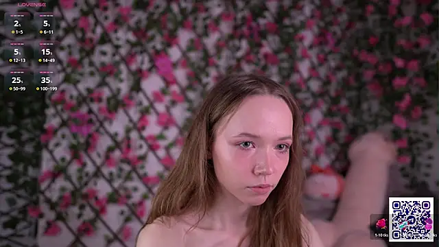 Petite Polly online show from 11.18.25