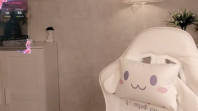 Snapshot of try_love_ chatting on 10.11.25 try love online show from 10.11.25