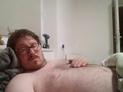 czechguy online show from 10.17.25