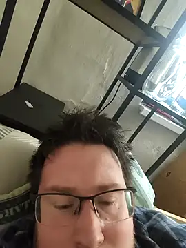 czechguy online show from 12.21.25