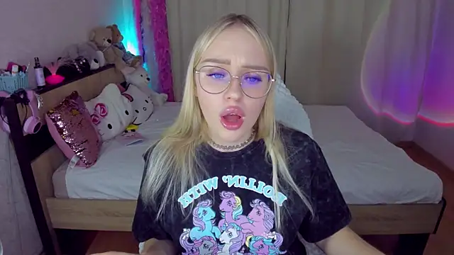 CeaneLino online show from 10.18.25