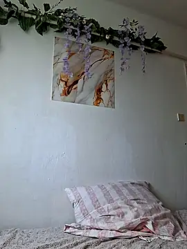 Nika aa online show from 04.19.26