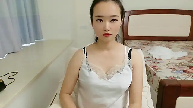 qwqwhyhyhy online show from 10.09.25