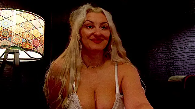 LeticiaReys online show from 02.07.26