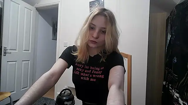 cinnamon-xx online show from 05.28.26