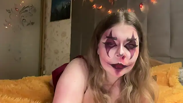 Crave Elise online show from 10.31.25