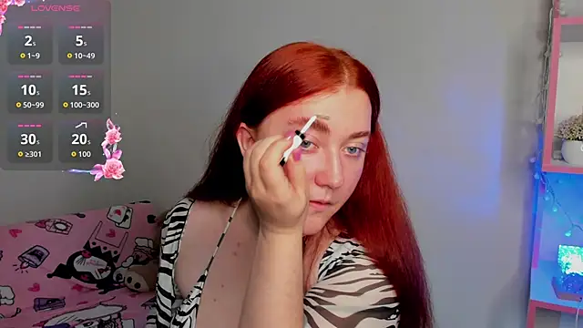 Snapshot of Diana_charon chatting on 06.15.26 Diana charon online show from 06.15.26