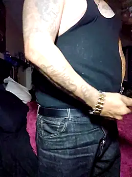 B1GLO online show from 12.15.25