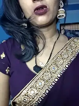 Janu-hasena online show from 12.17.25