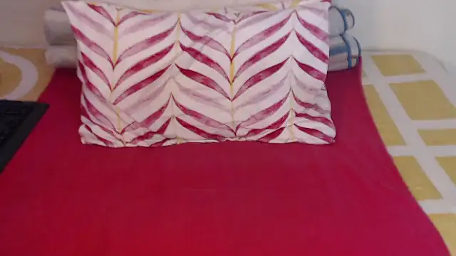 Tillah87 online show from 10.27.25