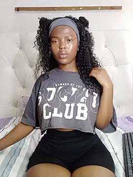 Pixelprincess28 online show from 10.17.25