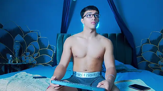 Stefano Calle online show from 11.08.25