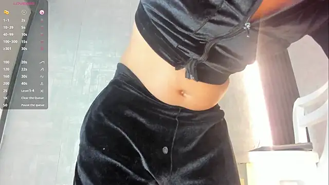 Snapshot of Alisson_Steelersexy chatting on 06.21.26 Alisson Steelersexy online show from 06.21.26