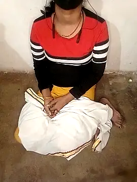 Snapshot of Sexy_Riya_Bhabhi chatting on 10.31.25 Sexy Riya Bhabhi online show from 10.31.25