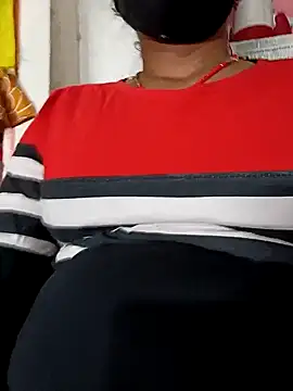 Snapshot of Sexy_Riya_Bhabhi chatting on 11.04.25 Sexy Riya Bhabhi online show from 11.04.25