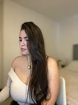 Isabella LaRue online show from 03.22.26