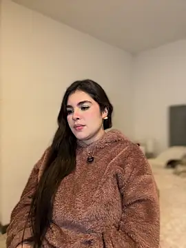 Isabella LaRue online show from 04.11.26