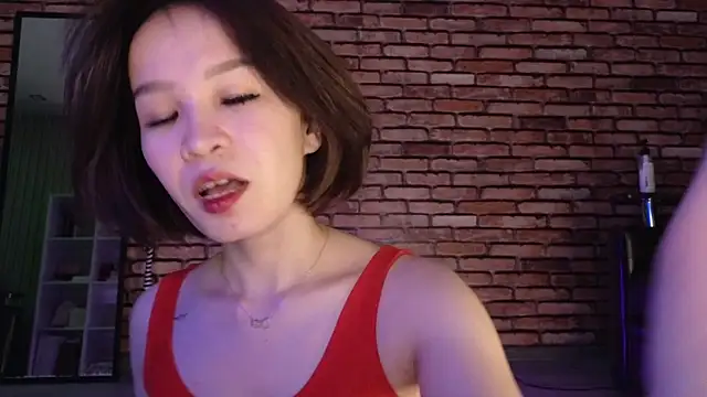 Snapshot of saya_li1 chatting on 11.03.25 saya li1 online show from 11.03.25