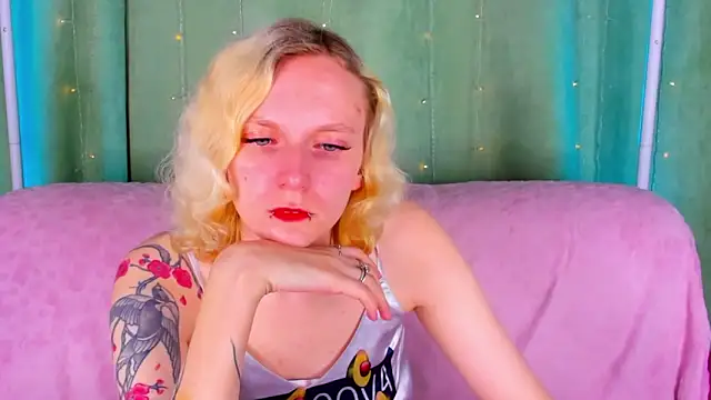 LikiLips online show from 06.01.26
