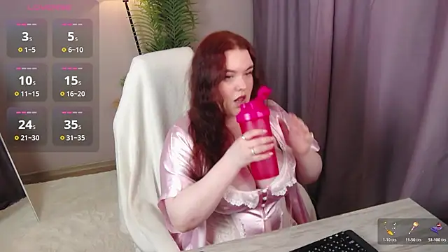 IvorySnowW online show from 11.19.25