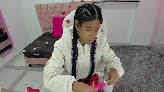 thianahorny online show from 02.20.26