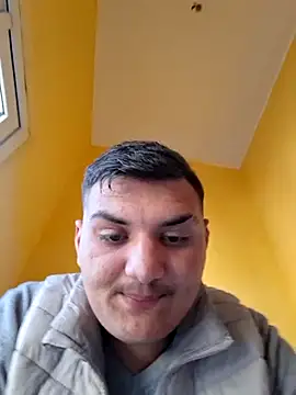 Snapshot of Denis_dns2024 chatting on 04.25.26 Denis dns2024 online show from 04.25.26