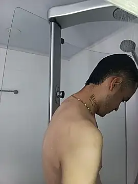 Snapshot of Dylan_montes17 chatting on 10.07.25 Dylan montes17 online show from 10.07.25