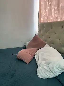 MeganHillss online show from 02.15.26